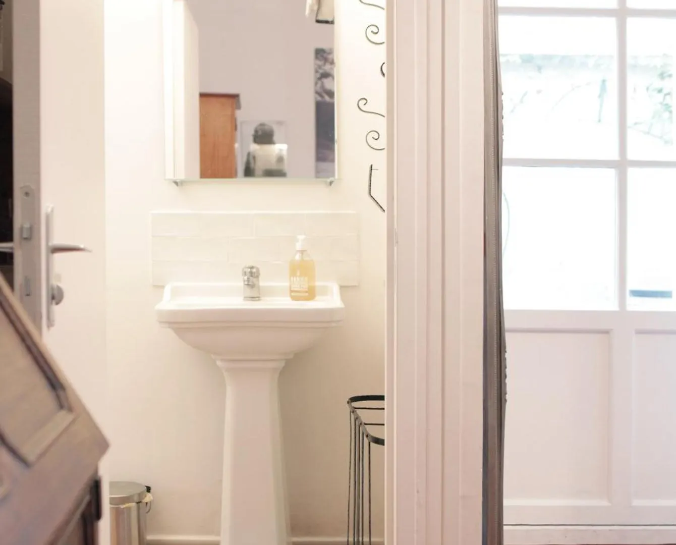 Apartment Chic Neighborhood Charming Courtyard Studio 7Th Paris