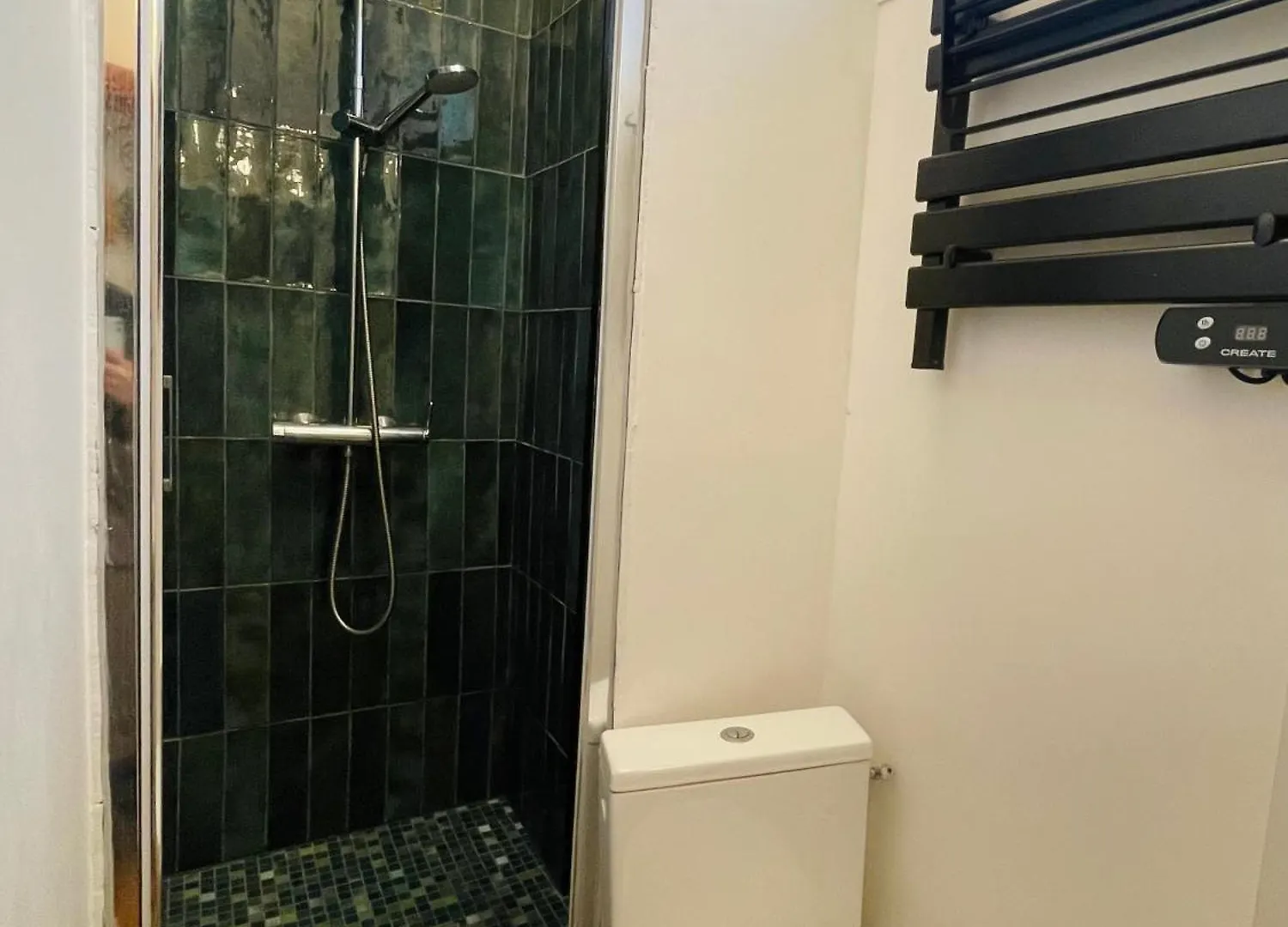 Apartment Chic Neighborhood Charming Courtyard Studio 7Th Paris France
